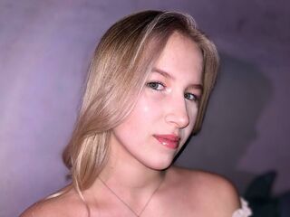 BettyKirsy's NSFW live cam models Profile Image